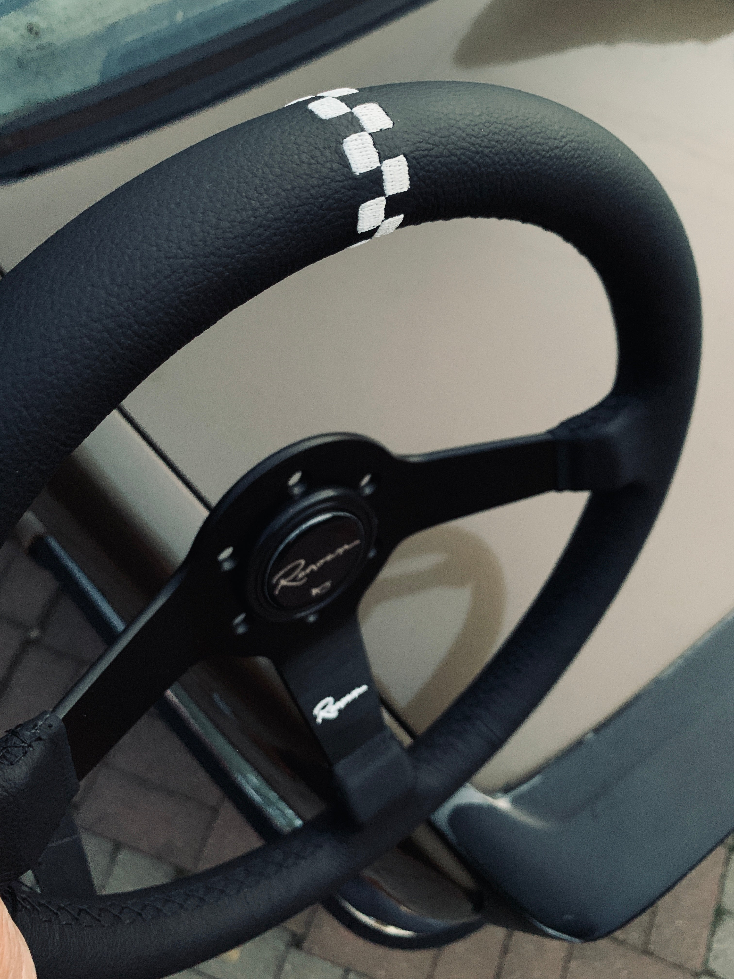 Renown Time Trial Finale White Steering Wheel